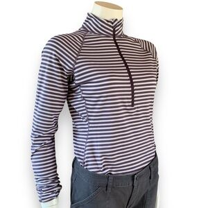 Mountain Hardwear 1/2 zip size small